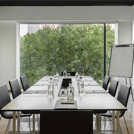 Barcelo